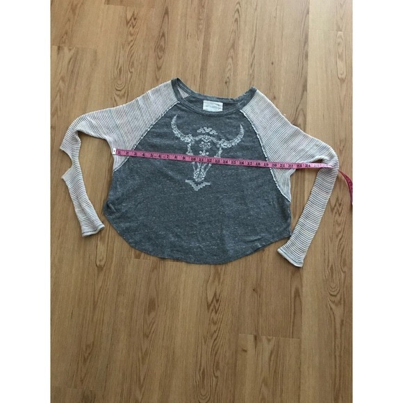 We The Free: Free People mesh arm bull head top - Size Extra Small - Picture 9 of 9